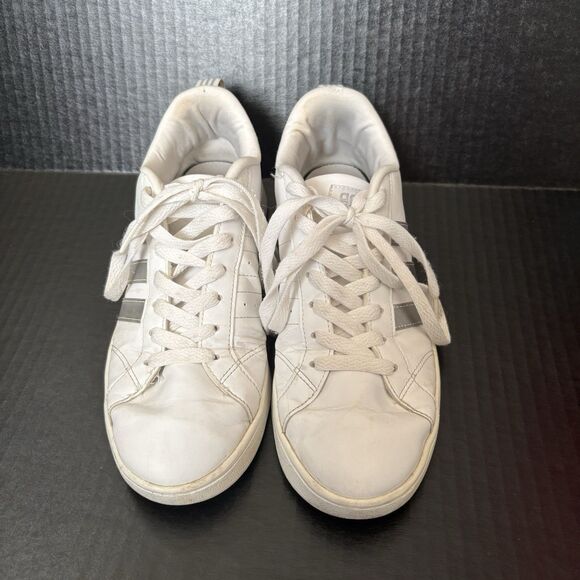 Women’s White Adidas Superstar Sneakers Size 8 - Picture 3 of 11